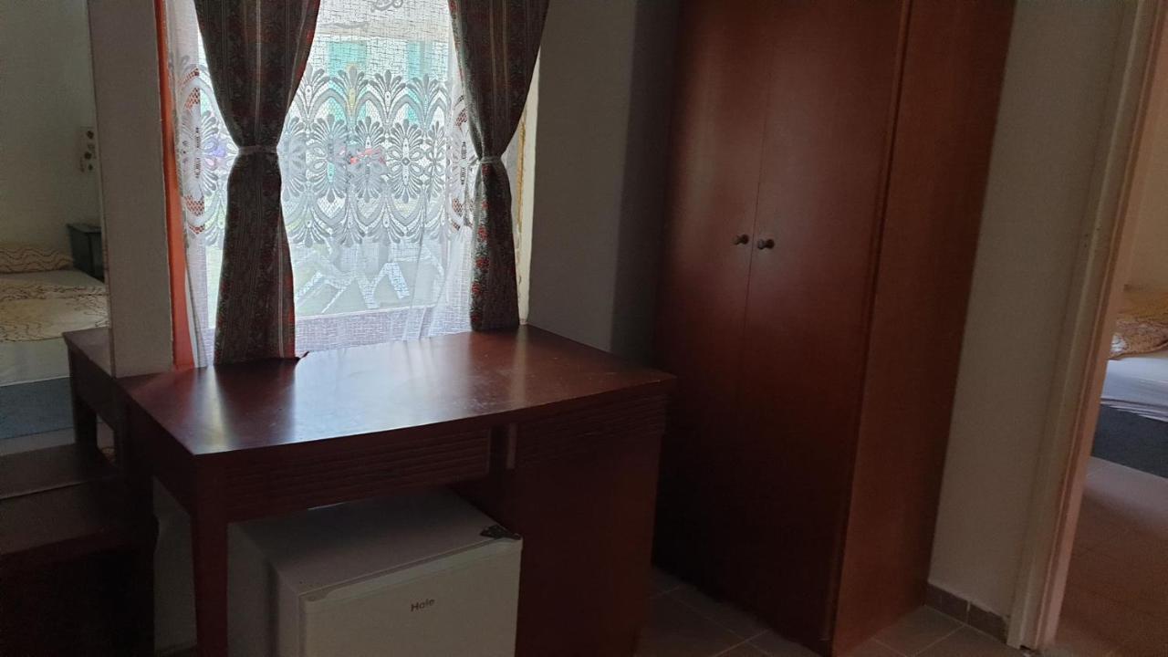 Aqua Hostel Siofok Ngoại thất bức ảnh
